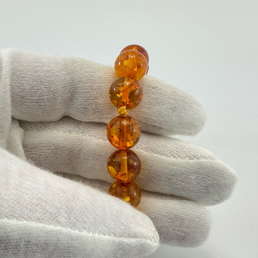 Vtg Confetti Lucite Stretch Bracelet, Faux Amber, Size 7+, MCM, Mod - Picture 4 of 8